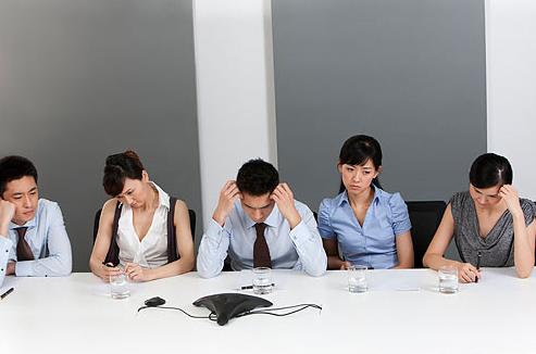 公關公司的媒介人員為誰做事？